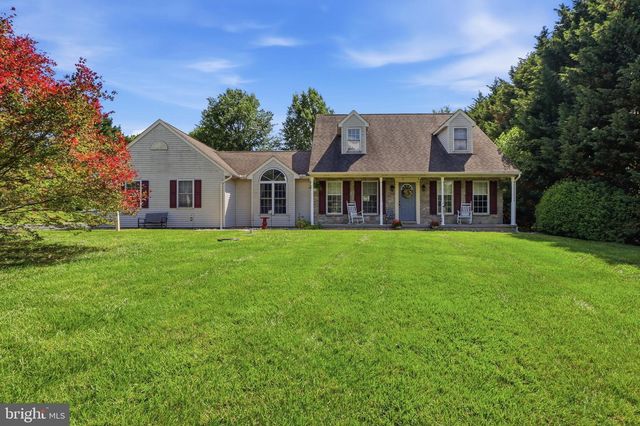 110 PICKERING LN, Nottingham, PA 19362