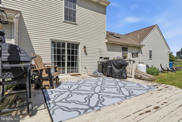 110 PICKERING LN, Nottingham, PA 19362