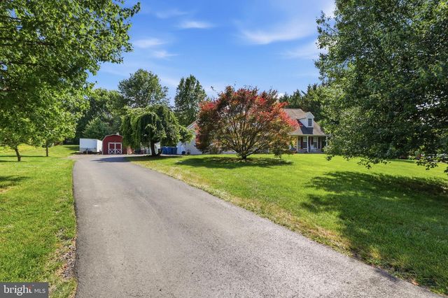 110 PICKERING LN, Nottingham, PA 19362