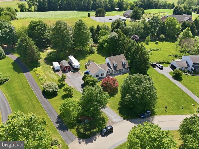 110 PICKERING LN, Nottingham, PA 19362