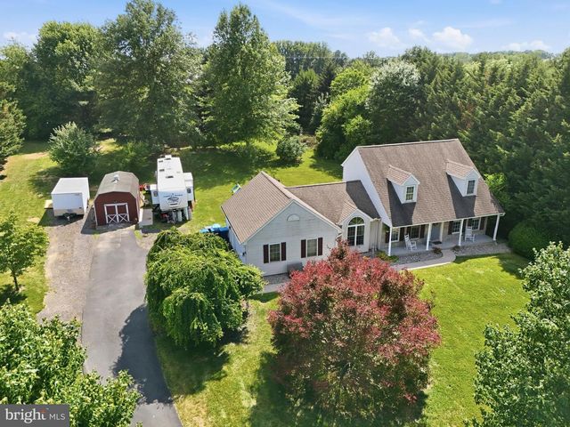 110 PICKERING LN, Nottingham, PA 19362