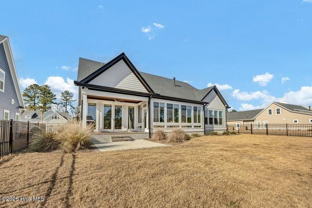 9162 Crossbill Drive, Leland, NC 28451