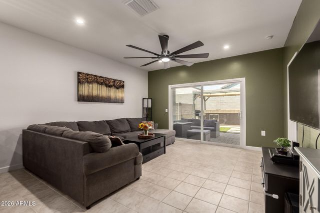 2004 W SANDOVAL Avenue, Apache Junction, AZ 85120