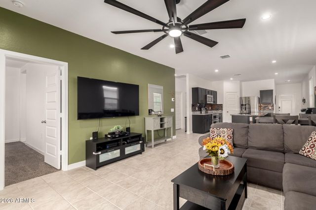 2004 W SANDOVAL Avenue, Apache Junction, AZ 85120