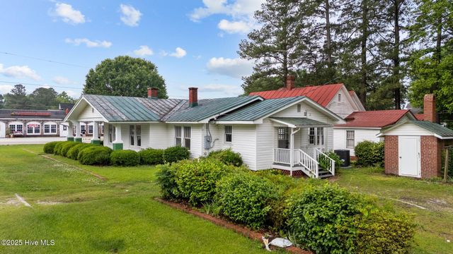 6188 Deans Street, Bailey, NC 27807