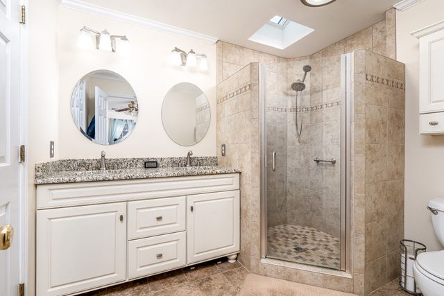 402 Hemingway Dr, Columbia, TN 38401