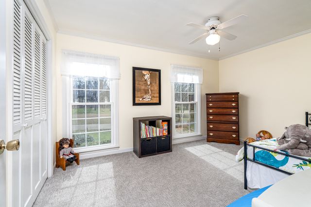 402 Hemingway Dr, Columbia, TN 38401