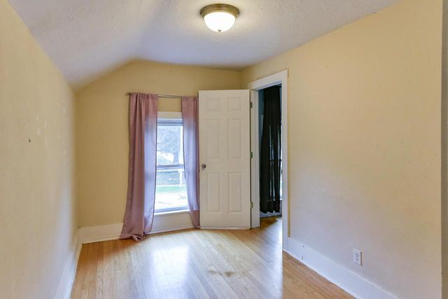 950 Oakland AVENUE, Waukesha, WI 53186
