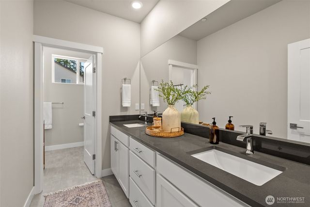 1428 Baker Heights Loop, Bremerton, WA 98312