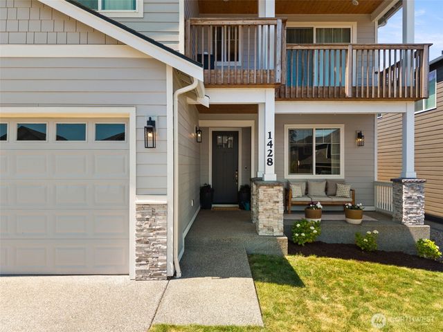 1428 Baker Heights Loop, Bremerton, WA 98312