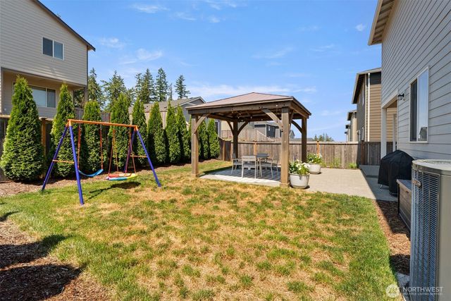 1428 Baker Heights Loop, Bremerton, WA 98312