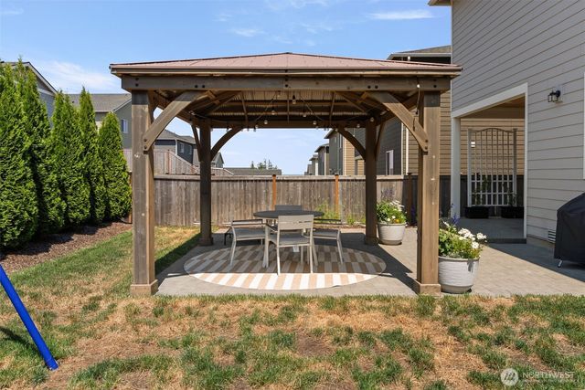 1428 Baker Heights Loop, Bremerton, WA 98312