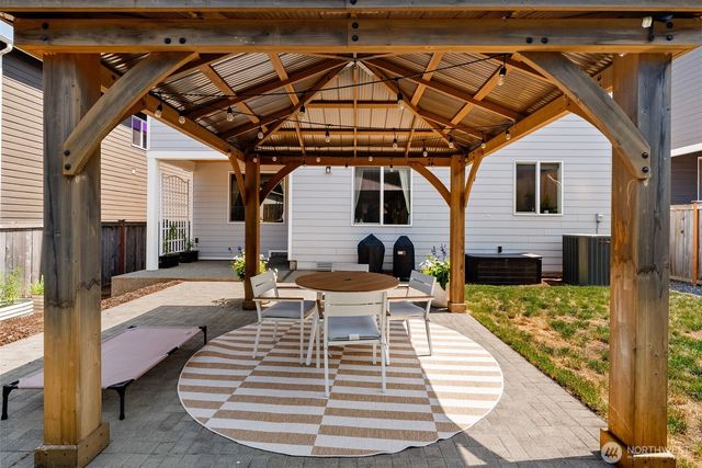 1428 Baker Heights Loop, Bremerton, WA 98312