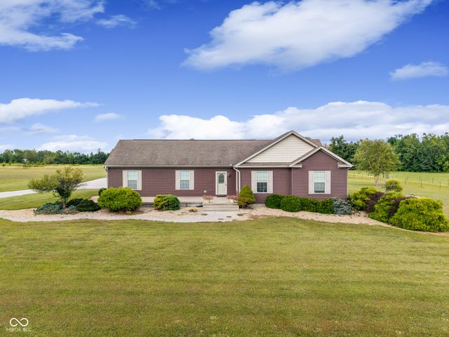 11972 E County Road 50 N, Seymour, IN 47274