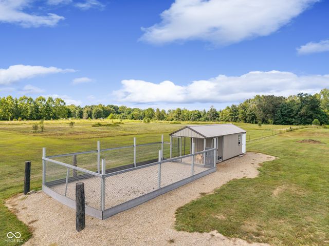 11972 E County Road 50 N, Seymour, IN 47274