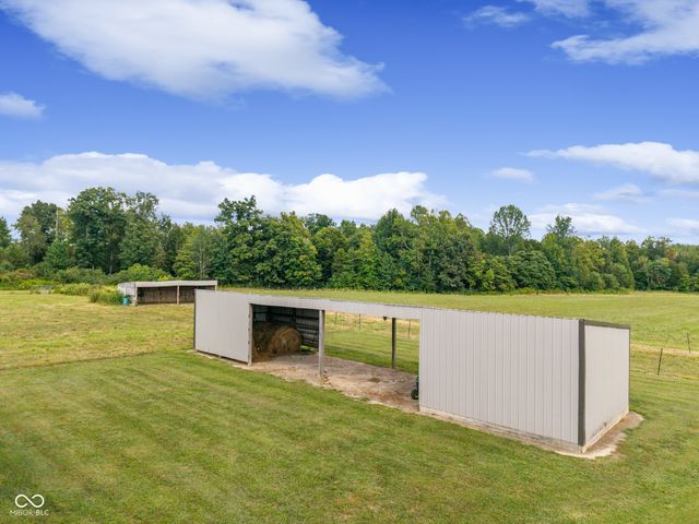 11972 E County Road 50 N, Seymour, IN 47274