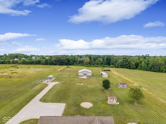 11972 E County Road 50 N, Seymour, IN 47274