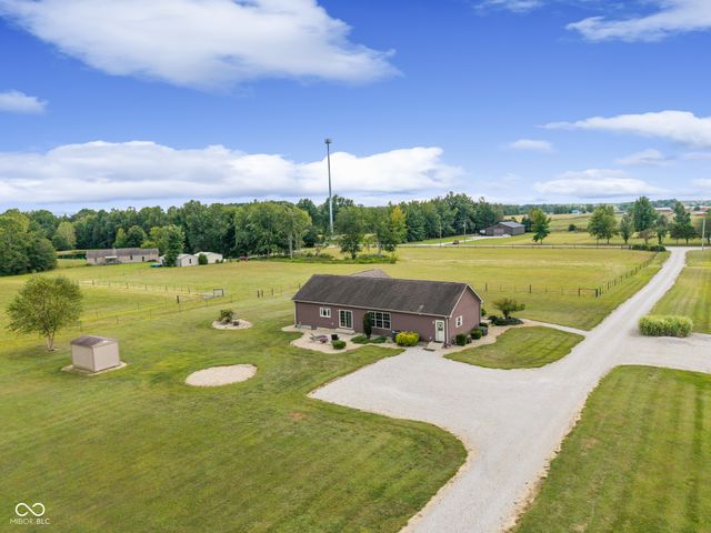 11972 E County Road 50 N, Seymour, IN 47274