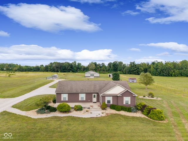 11972 E County Road 50 N, Seymour, IN 47274