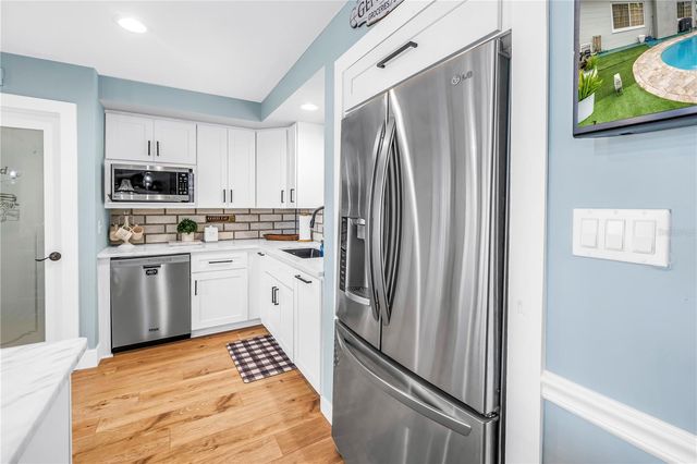 5891 33RD AVENUE N, St Petersburg, FL 33710