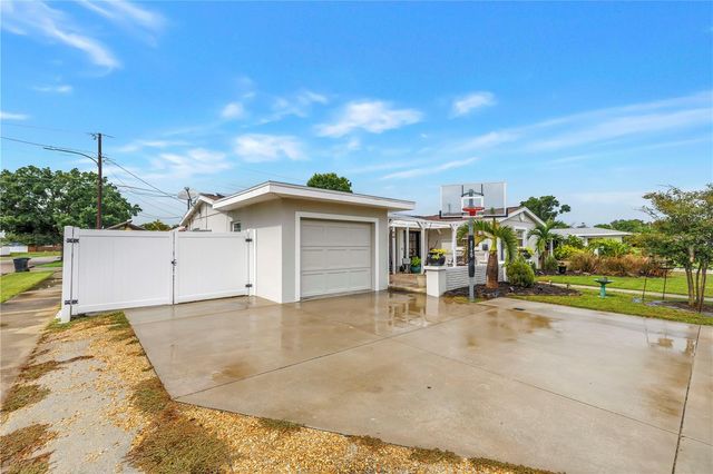 5891 33RD AVENUE N, St Petersburg, FL 33710