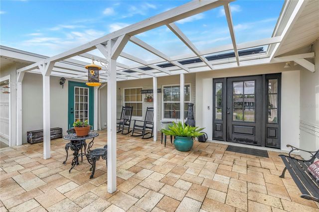 5891 33RD AVENUE N, St Petersburg, FL 33710