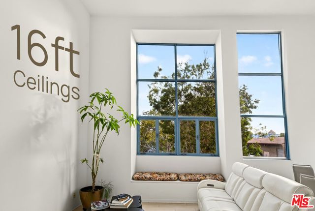 1511 16th Street 201, Santa Monica, CA 90404
