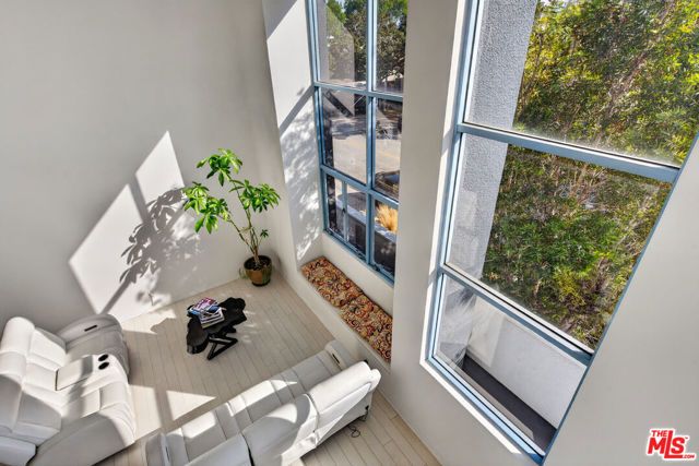 1511 16th Street 201, Santa Monica, CA 90404
