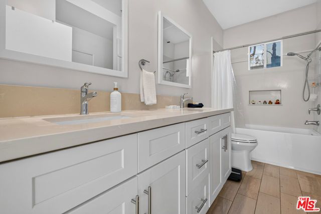 1511 16th Street 201, Santa Monica, CA 90404