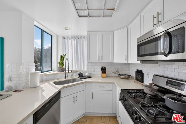 1511 16th Street 201, Santa Monica, CA 90404
