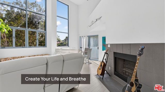 1511 16th Street 201, Santa Monica, CA 90404