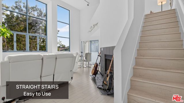 1511 16th Street 201, Santa Monica, CA 90404