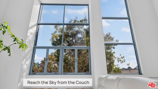 1511 16th Street 201, Santa Monica, CA 90404