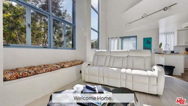 1511 16th Street 201, Santa Monica, CA 90404