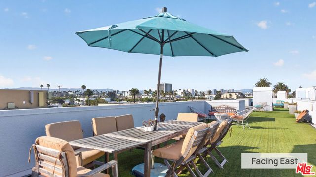 1511 16th Street 201, Santa Monica, CA 90404