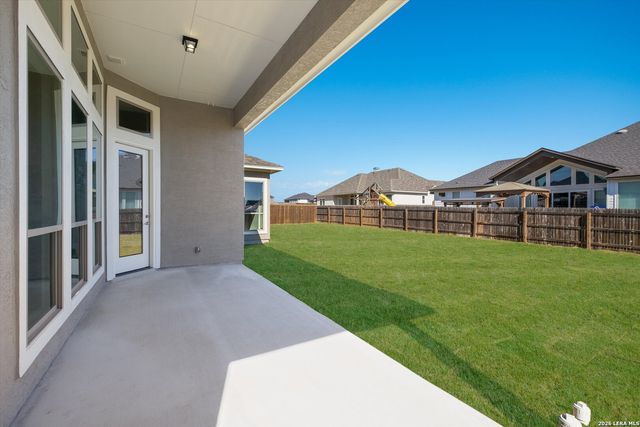 3355 Pintail Pond, Marion, TX 78124