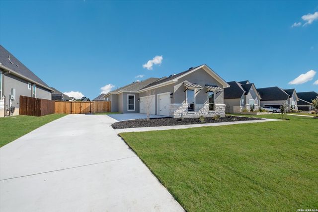 3355 Pintail Pond, Marion, TX 78124