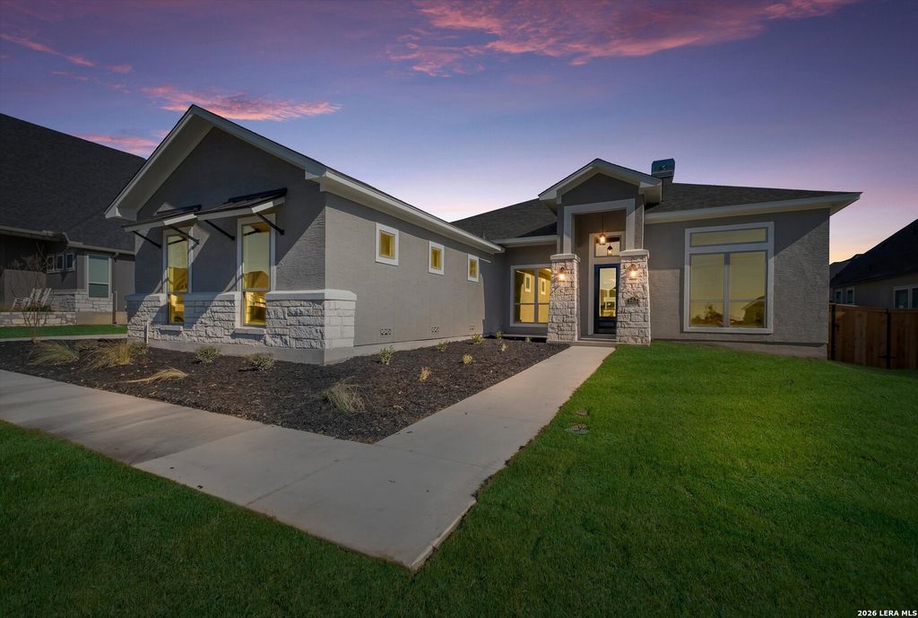 3355 Pintail Pond, Marion, TX 78124