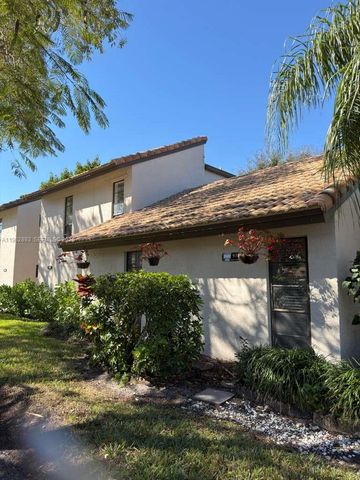 9719 N New River Canal Rd 308, Plantation, FL 33324