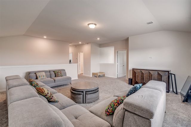 10901 Tamarisk Drive, Fort Worth, TX 76108