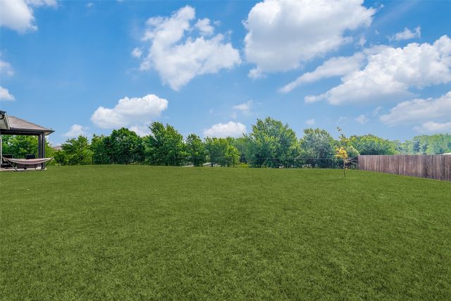 10901 Tamarisk Drive, Fort Worth, TX 76108