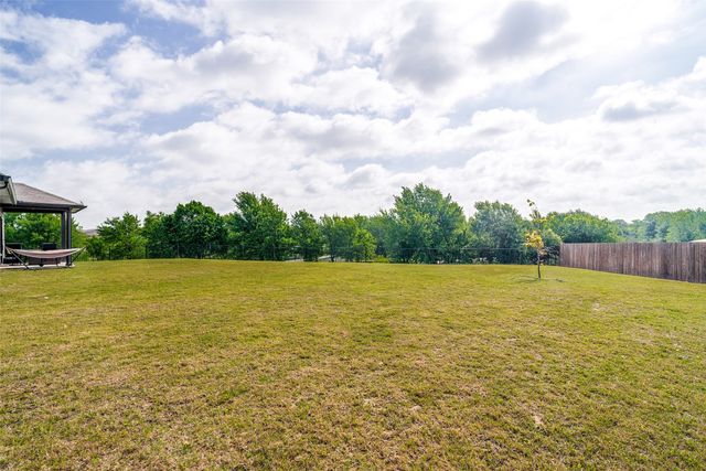 10901 Tamarisk Drive, Fort Worth, TX 76108