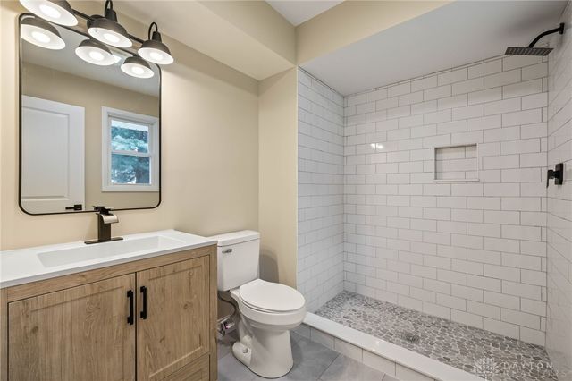 801 S 1st Street, Trenton, OH 45067