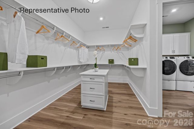 1527 Twin Leaf Road, Fort Mill, SC 29715