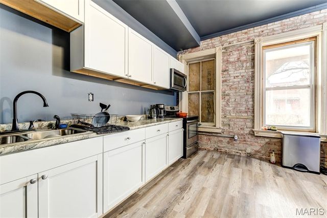 2116 E John Avenue, St Louis, MO 63107