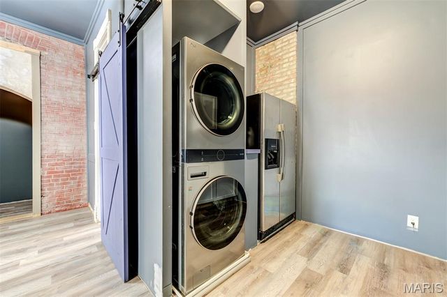 2116 E John Avenue, St Louis, MO 63107