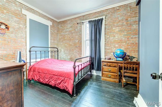 2116 E John Avenue, St Louis, MO 63107