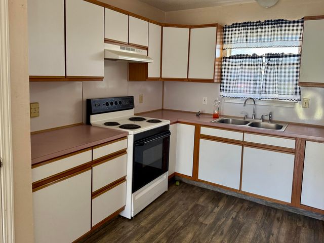 408 MONROE, Lorenzo, TX 79343