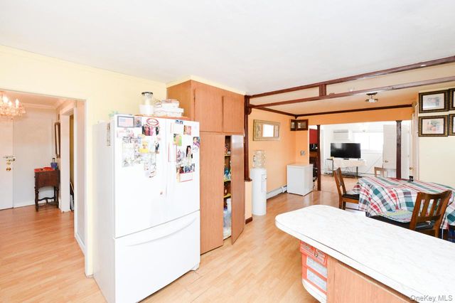 7 S Oak Street, Spring Valley, NY 10977