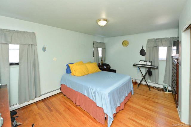 7 S Oak Street, Spring Valley, NY 10977